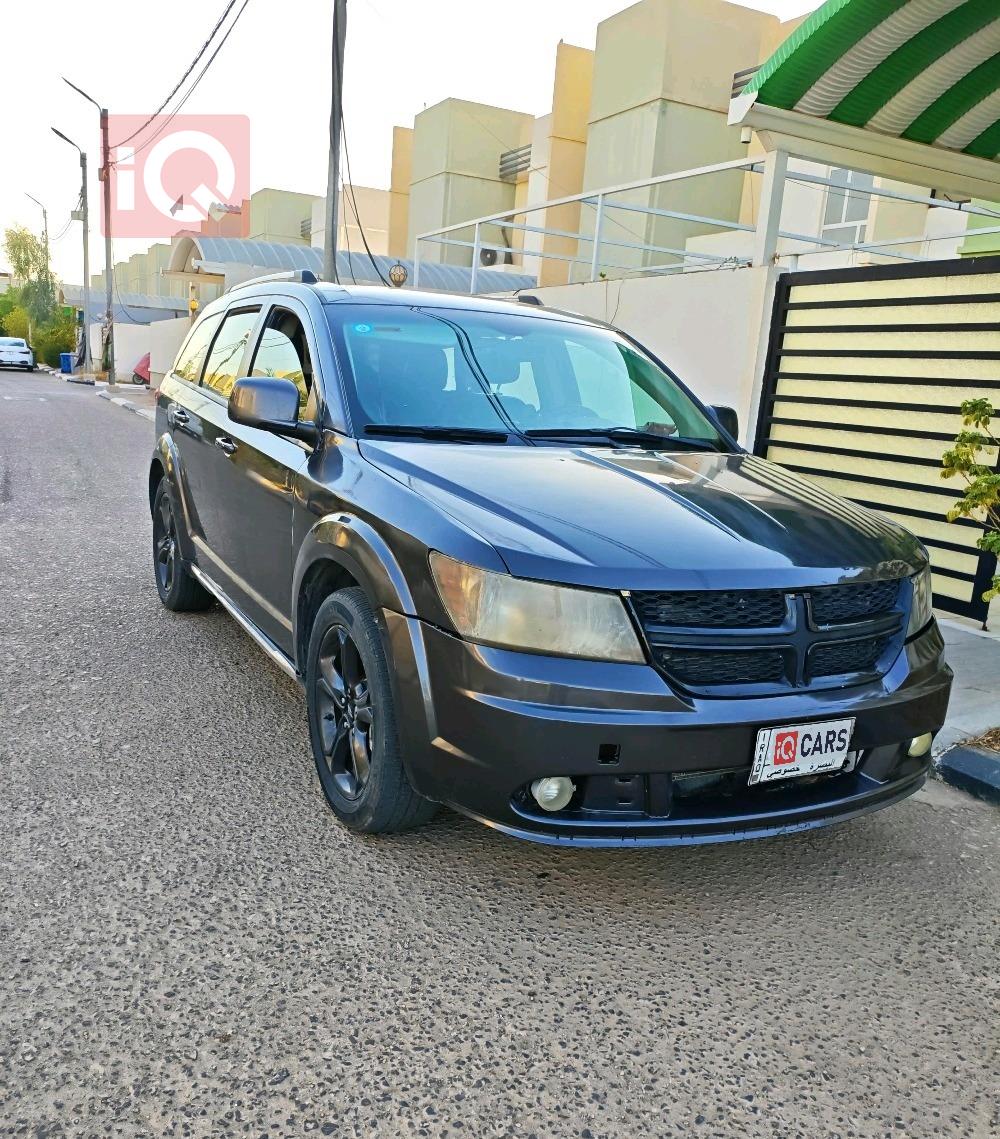 دودج جورني